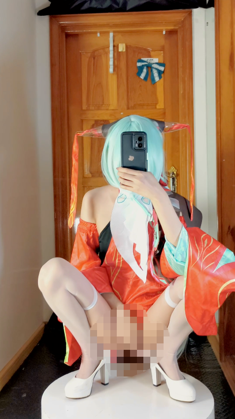 沐沐酱 私人定制  沐沐酱少司缘cos自慰【1V 957MB】